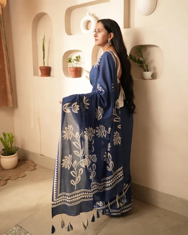 Royal_Blue_Cotton_Royal_H_Block_Printed_Mul_Saree_With_Tassels_For_Women